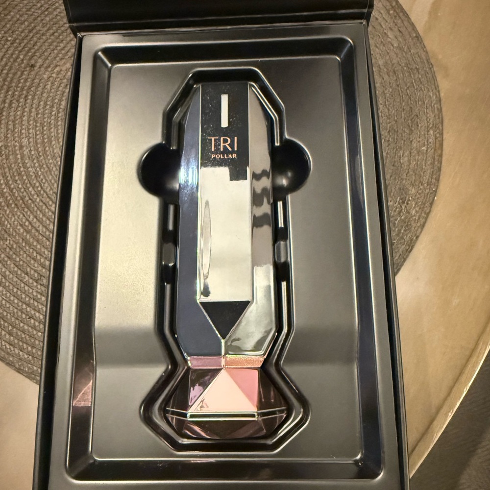 TriPollar STOP Vx skincare anti-aging device